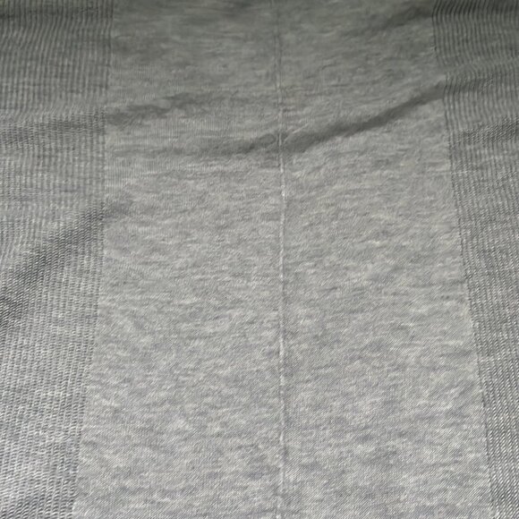 Halogen Oversized Lightweight V Neck Gray Sweater Size Medium - Picture 11 of 15